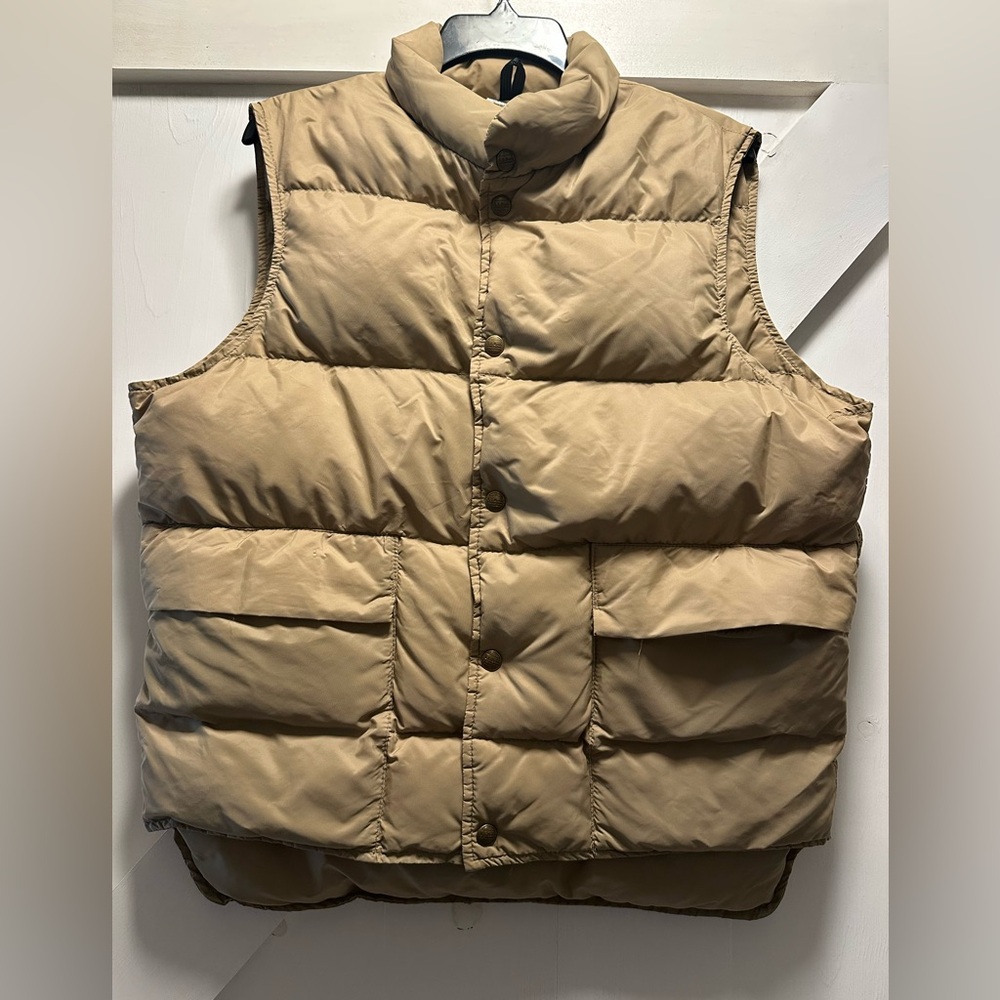 L.L.Bean Men's Vintage Tan Goose Down Puffer Vest Logo Snap Buttons Nylon
